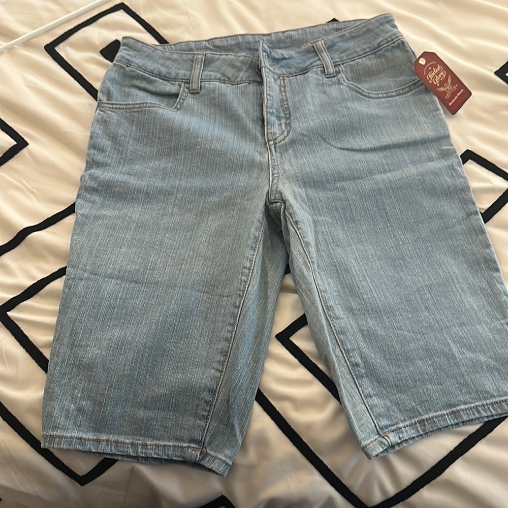 Bermuda Jean shorts
